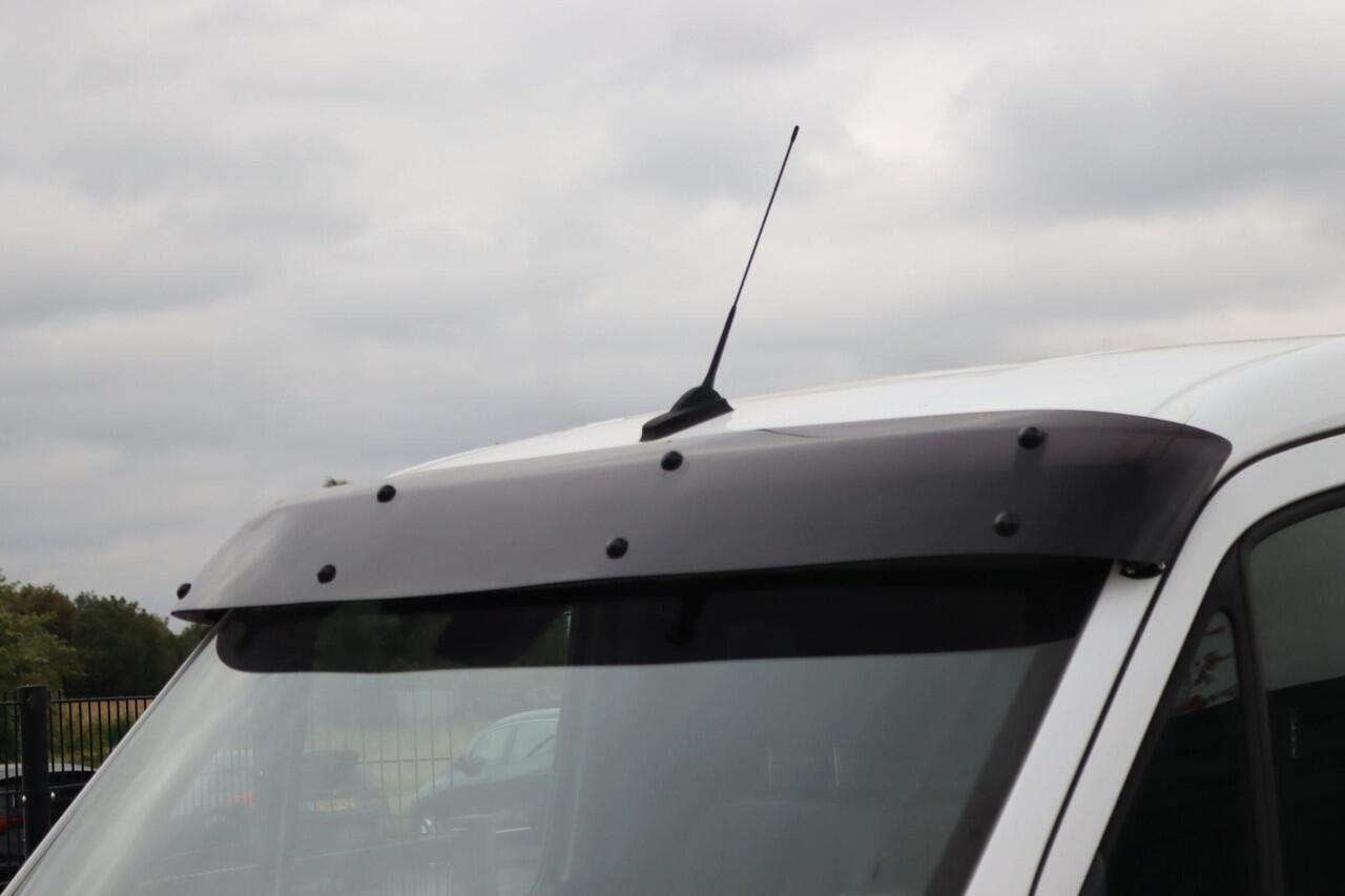 Mercedes-Benz SPRINTER 317CDI AMG Line L2H1 Leder, Cruise Control, Navigatie, Camera, Bijrijdersbank, Led Koplampen,