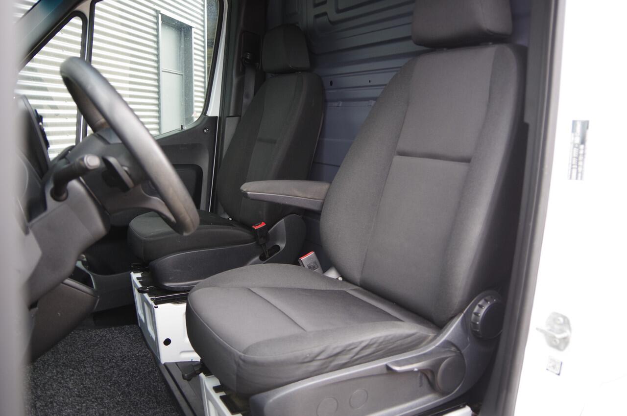 Mercedes-Benz SPRINTER 211 2.2 CDI L1H1 AUT. TREKHAAK, IMPERIAAL, CAMERA, NAVI, CLIMA, NL AUTO, NAP