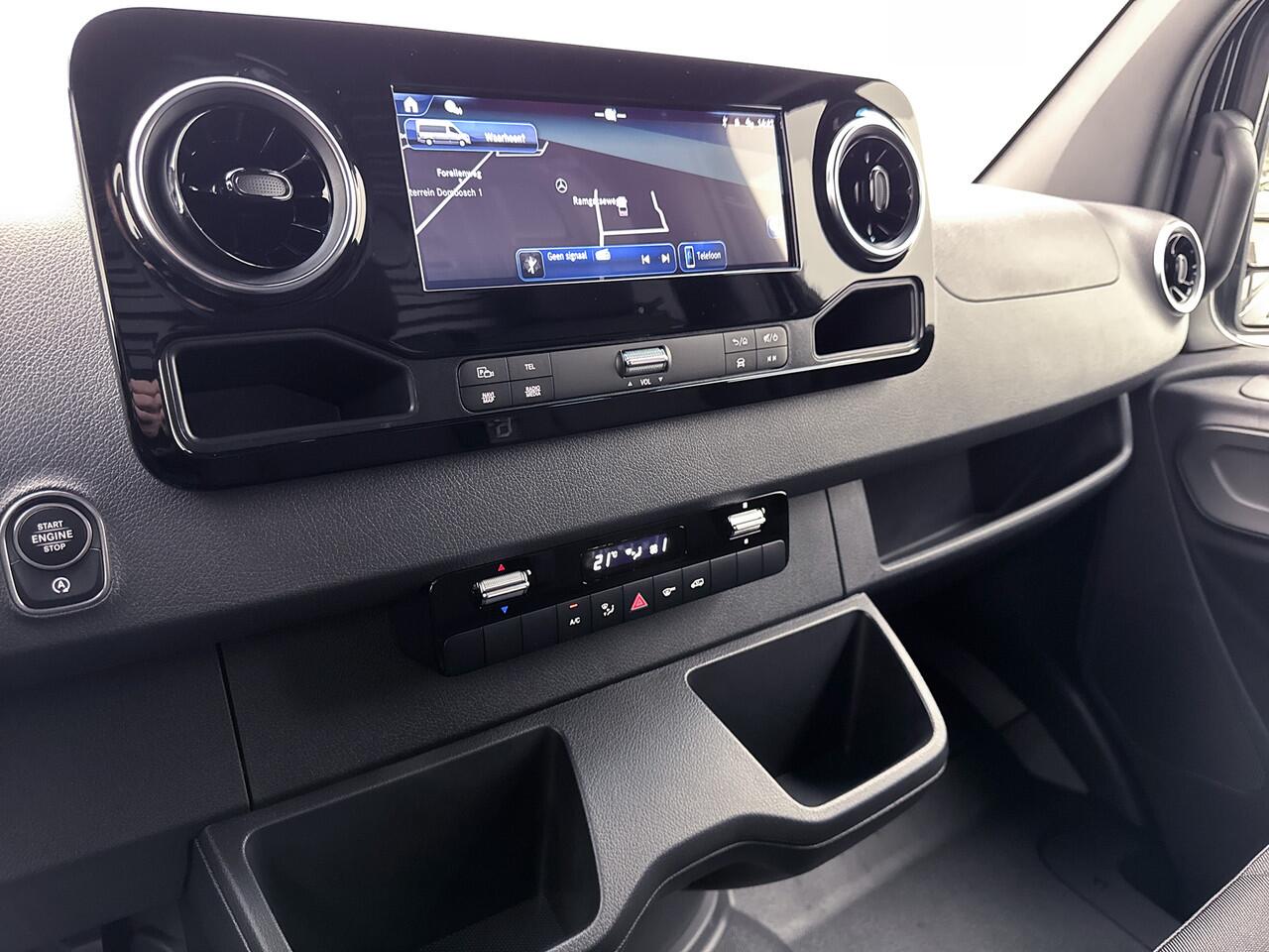 Mercedes-Benz SPRINTER 317 1.9 CDI L3H2 BPM-Vrij Direct Leverbaar 3500 KG Trekgewicht Navigatie Achteruitrijcamera LED Cruise Control