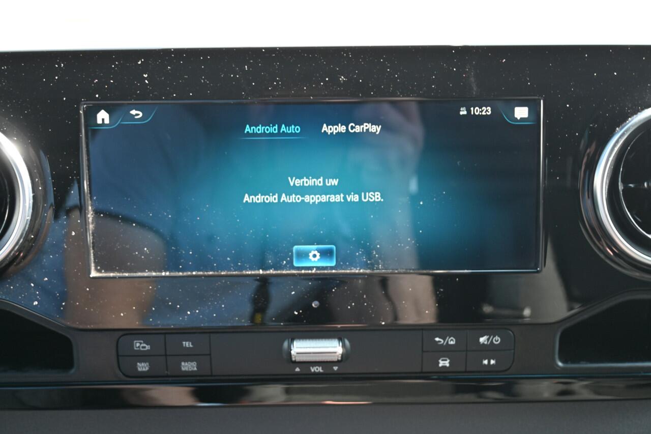 Mercedes-Benz SPRINTER 319 CDI 3.0 V6 L2H2 LED, MBUX 10.25 met 360 graden camera, Distronic, Sluithulp