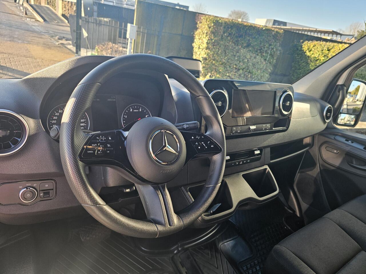 Mercedes-Benz SPRINTER 317 1.9 CDI L3-H2 RWD Automaat * LED * NAVI * Camera * 270 Graden Deuren *