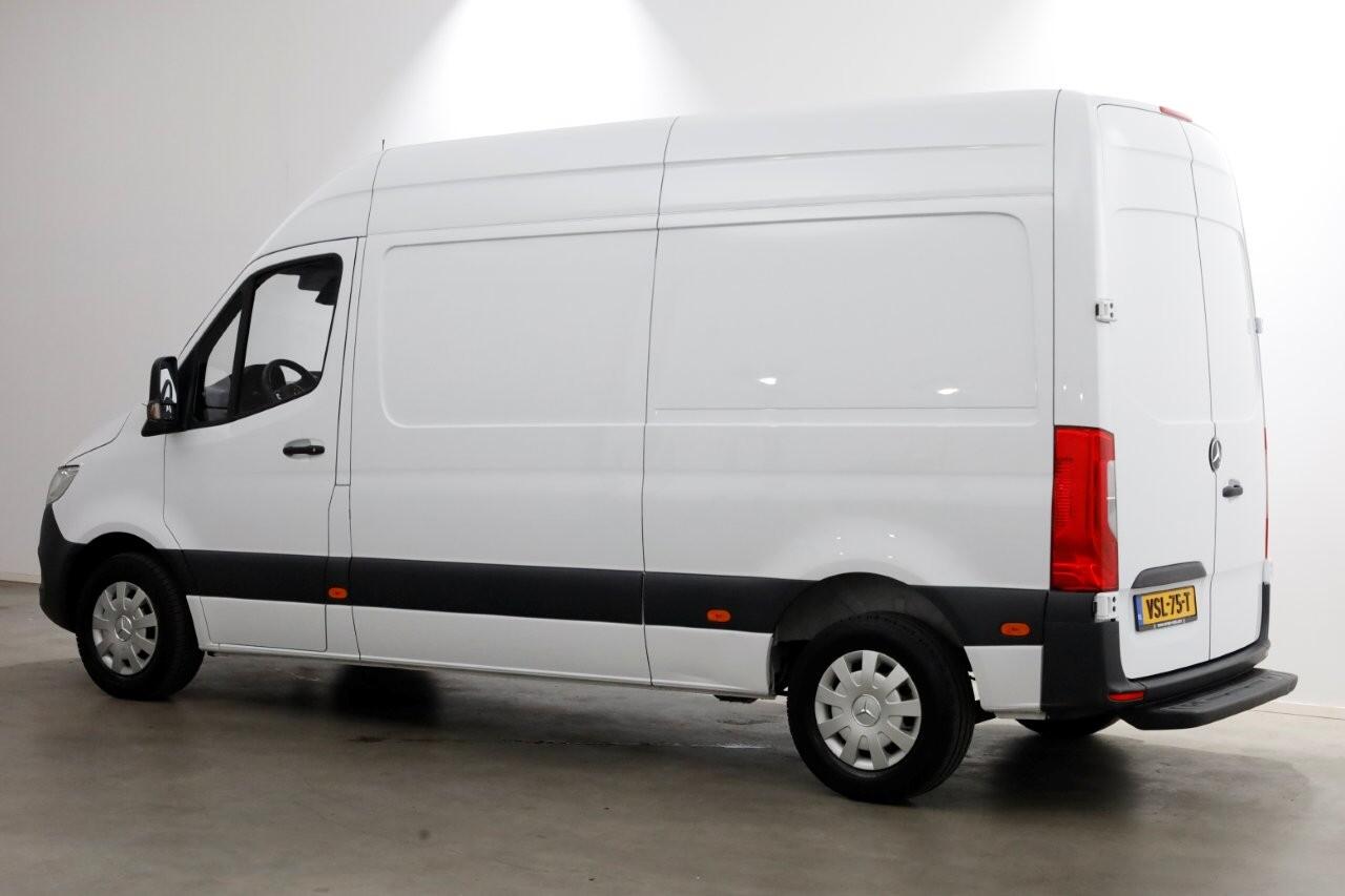 Mercedes-Benz SPRINTER 215 CDI 150pk L2H2 9G Automaat Airco/CarPlay 12-2022