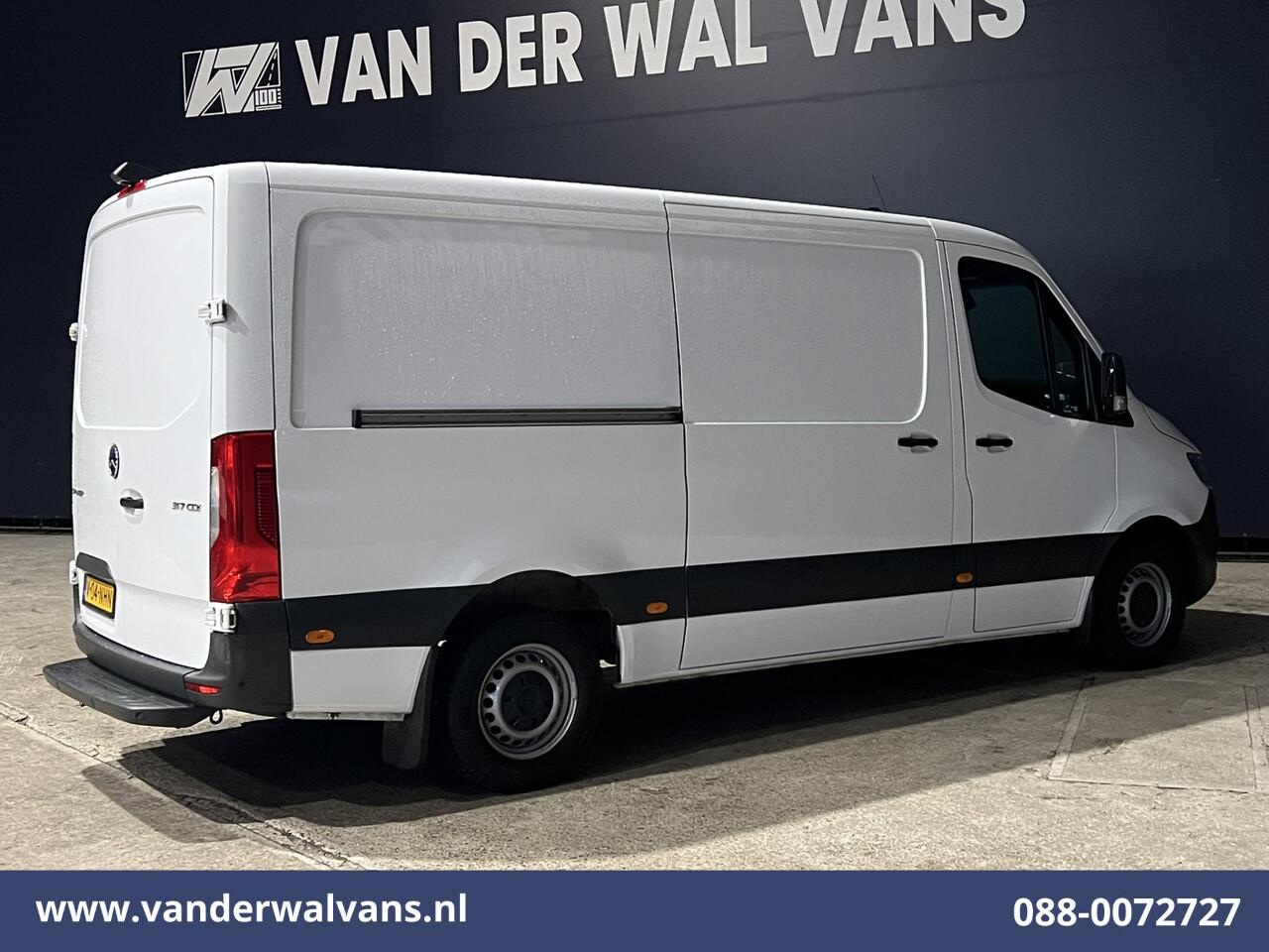 Mercedes-Benz SPRINTER 317 CDI 170pk L2H1 Euro6 Airco | Camera | Navigatie | Apple Carplay | Cruisecontrol Android Auto, Chauffeursstoel, Parkeersensoren, MBUX