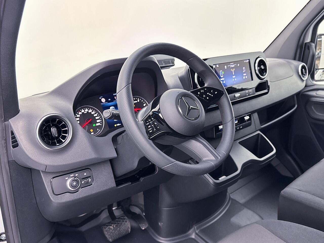 Mercedes-Benz SPRINTER 517 1.9 CDI Pro L4H2 Dubbel lucht 3500KG Trekhaak Achteruitrijcamera Cruise Control