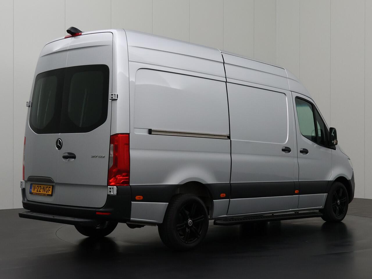 Mercedes-Benz SPRINTER 317CDI 9G-Tronic Automaat L2H2 | Distronic | Airco | Cruise | 360 Camera | Navigatie