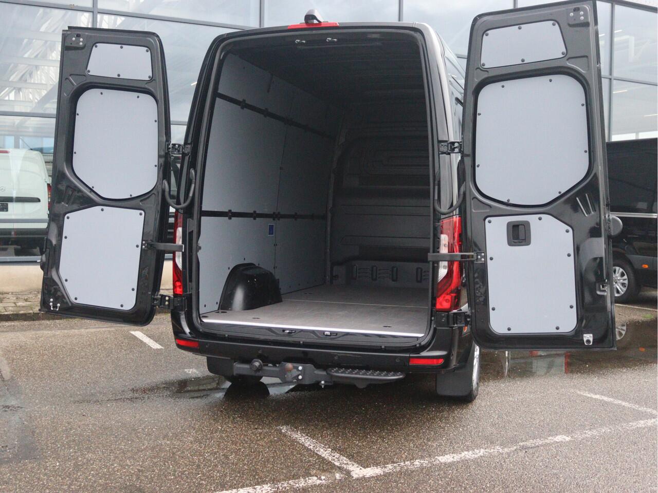 Mercedes-Benz SPRINTER 319 CDI L2H2 Select | AIRCO/CAMERA/CRUISE/3.500KG AHW | Certified