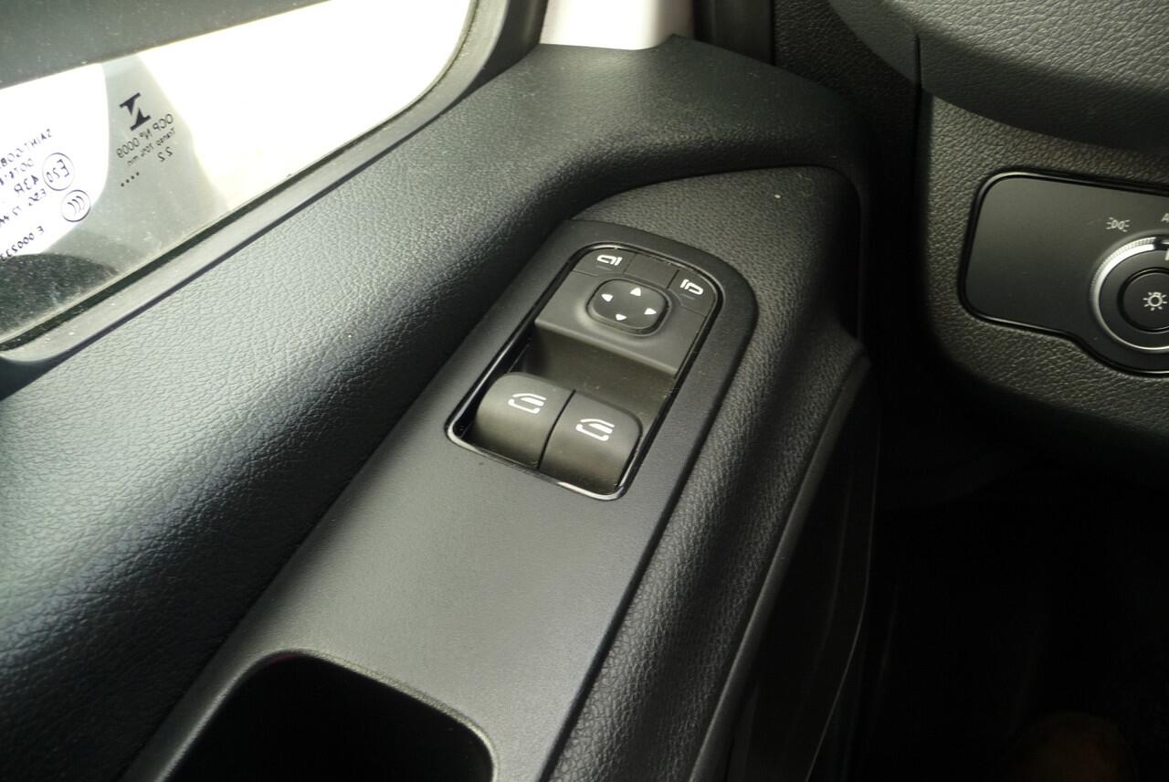 Mercedes-Benz SPRINTER 515 CDI 432 bak en laadklep autm zijdeur, trekhaak