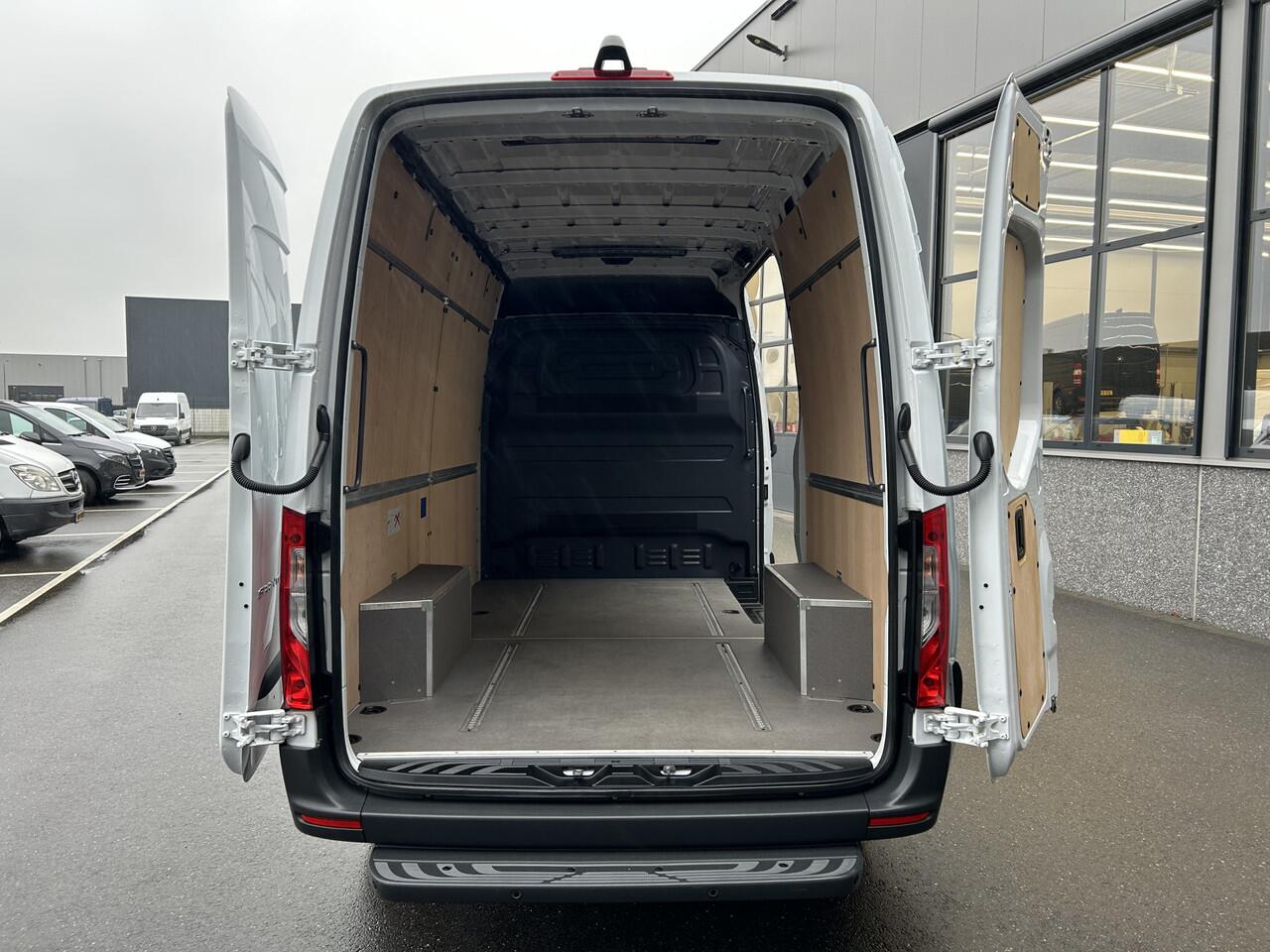 Mercedes-Benz SPRINTER 317 CDI L2 H2 MBUX / 360 Camera / Geveerde stoel / Navigatie / Cruise control / Airco / 270 Graden achterdeuren