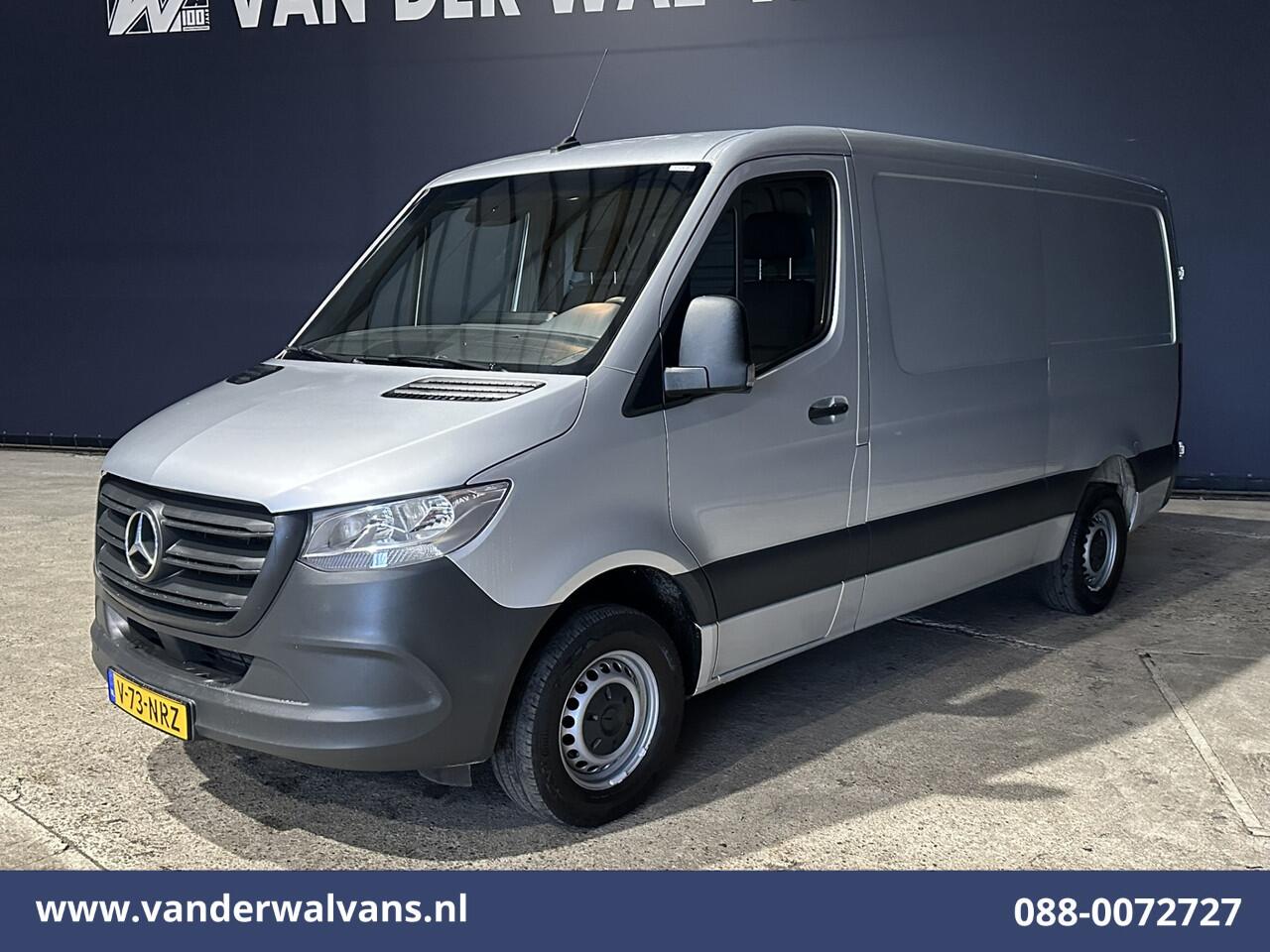 Mercedes-Benz SPRINTER 315 CDI 150pk L2H1 Euro6 Airco | Camera | Apple Carplay | Trekhaak | Chauffeursstoel Android Auto