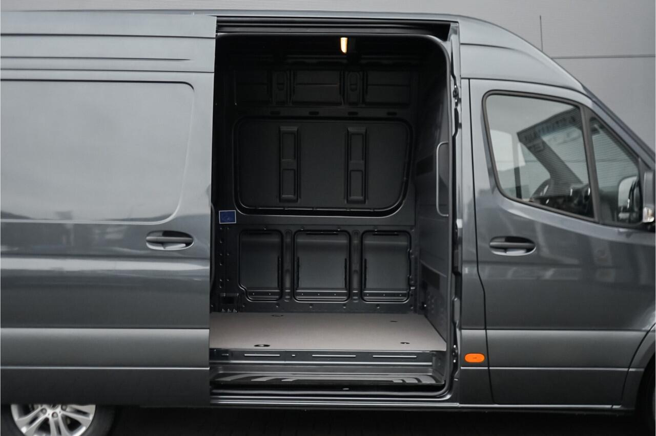 Mercedes-Benz SPRINTER 319 1.9 CDI L2H2 RWD Distronic 360° Camera LED Navi Trekhaak
