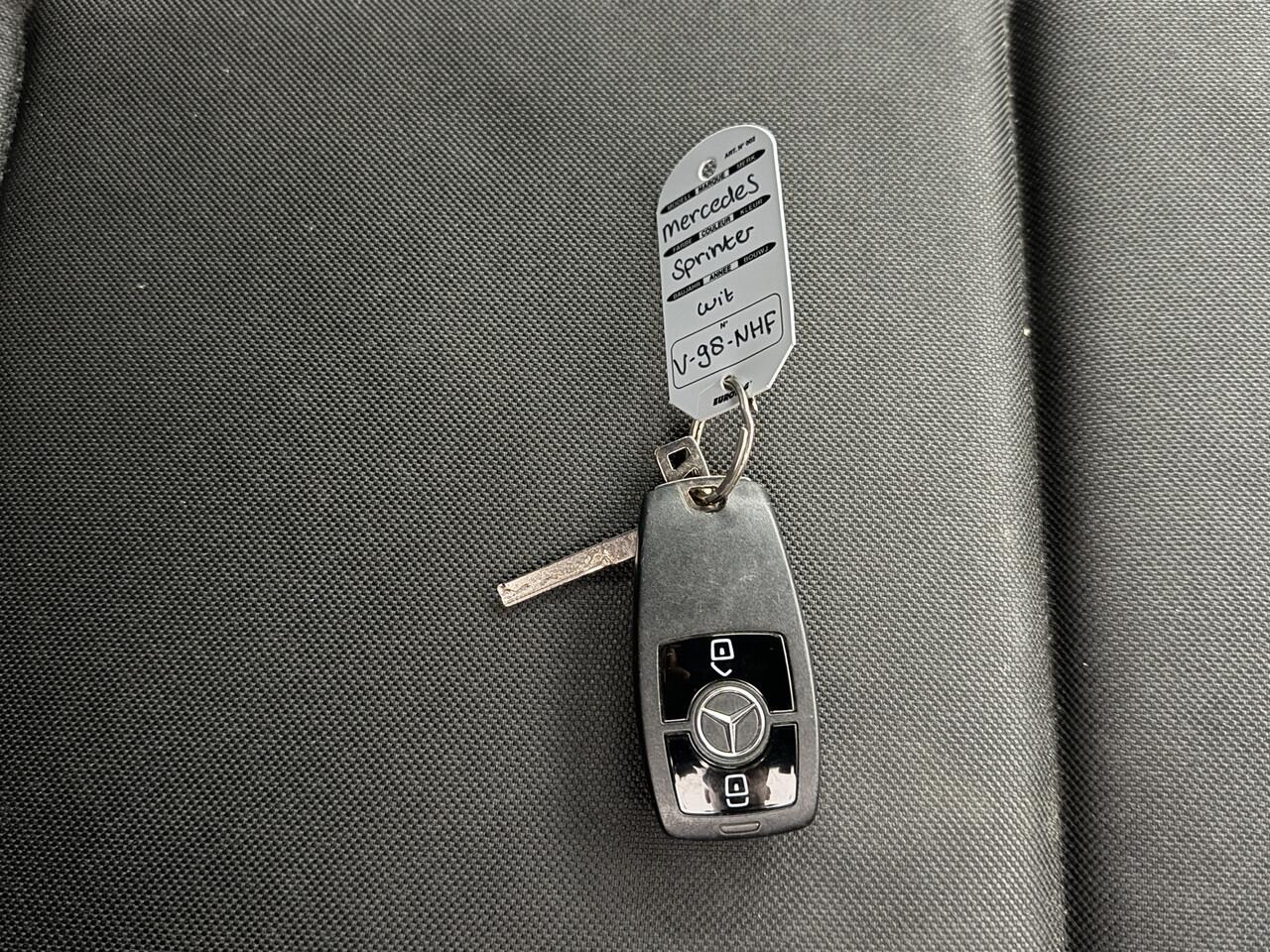 Mercedes-Benz SPRINTER 317CDI L3H2 Maxi | Led | Mbux | 3500Kg Trekhaak | Navigatie | Airco | Cruise | Betimmering | Cruise