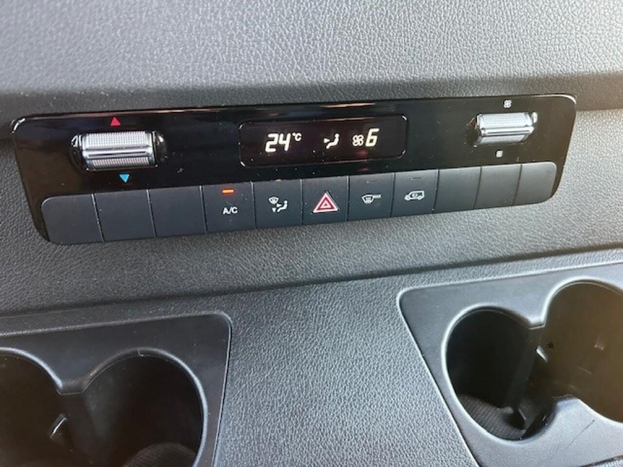 Mercedes-Benz SPRINTER 315 1.9 CDI L2H2 10 KEER OP VOORRAAD