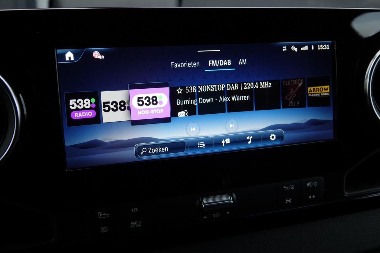 Mercedes-Benz SPRINTER L3 Dubbele Cabine 317Cdi 170Pk 9G-Tronic | Open laadbak | 7-Persoons | RWD | Trekhaak | 3.500Kg trekgewicht