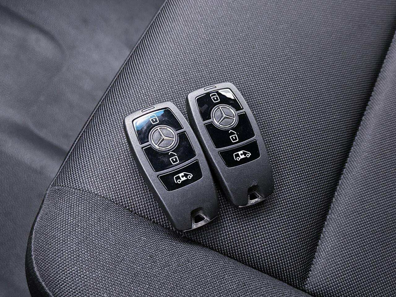 Mercedes-Benz SPRINTER 317 1.9 CDI PRO L3H2 3500 KG Trekgewicht Navigatie Achteruitrijcamera LED Cruise Control