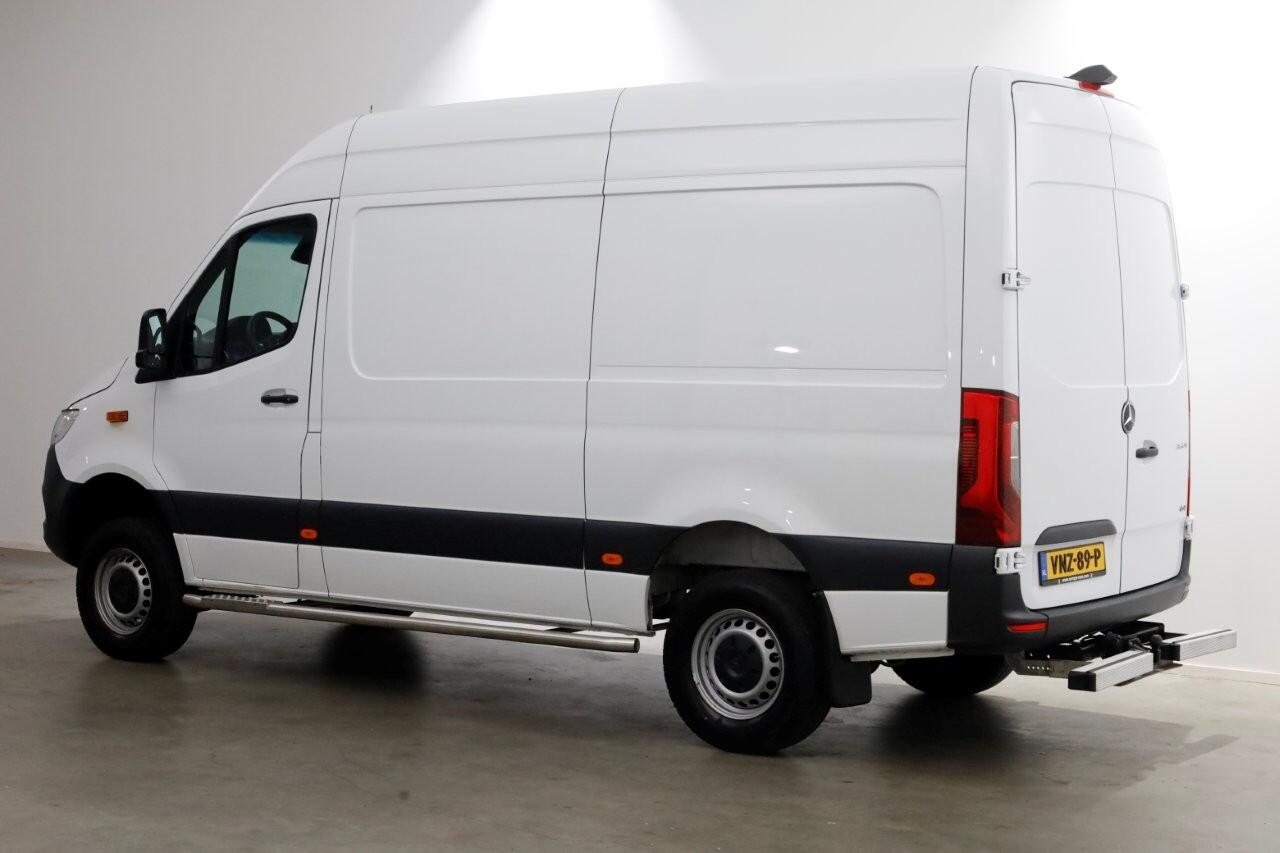 Mercedes-Benz SPRINTER 316 CDI 163pk 7G Automaat L2H2 4x4 ZG1 Airco/Camera/Trekhaak 2800kg 02-2022