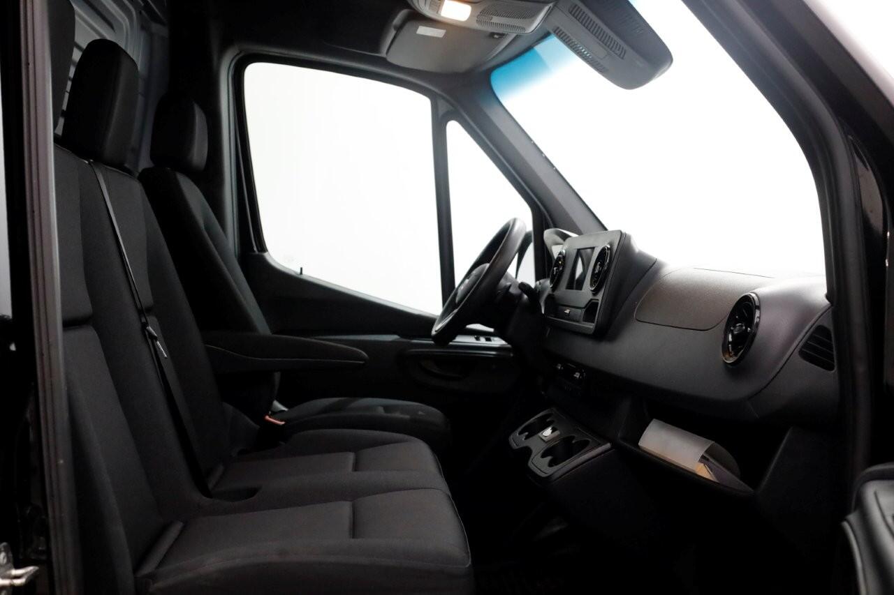 Mercedes-Benz SPRINTER 316 CDI 163pk RWD L1H1 7G Automaat Koelwagen Trekhaak/LED/Camera 04-2021