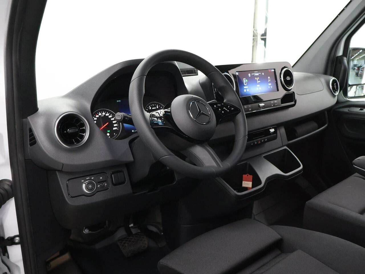 Mercedes-Benz SPRINTER 317 CDI Chassis Openlaadbak L3 RWD PRO | ¤83.850,- Incl. BTW & BPM | 3500 KG Trekhaak | Smartphone integratie | Achteruitrijcamera | Cruise Control | Dodehoekassistent | Climate Control | Apple Carplay | Airco |