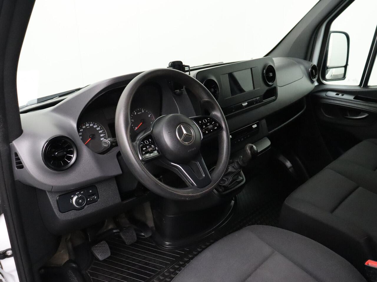 Mercedes-Benz SPRINTER 214CDI L1H1 | Airco | Cruise | 3-Persoons | Trekhaak