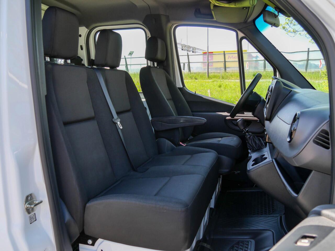 Mercedes-Benz SPRINTER 315 CDI Dubbele Cabine Open Laadbak | 7 pers. | CRUISE CONTROL |