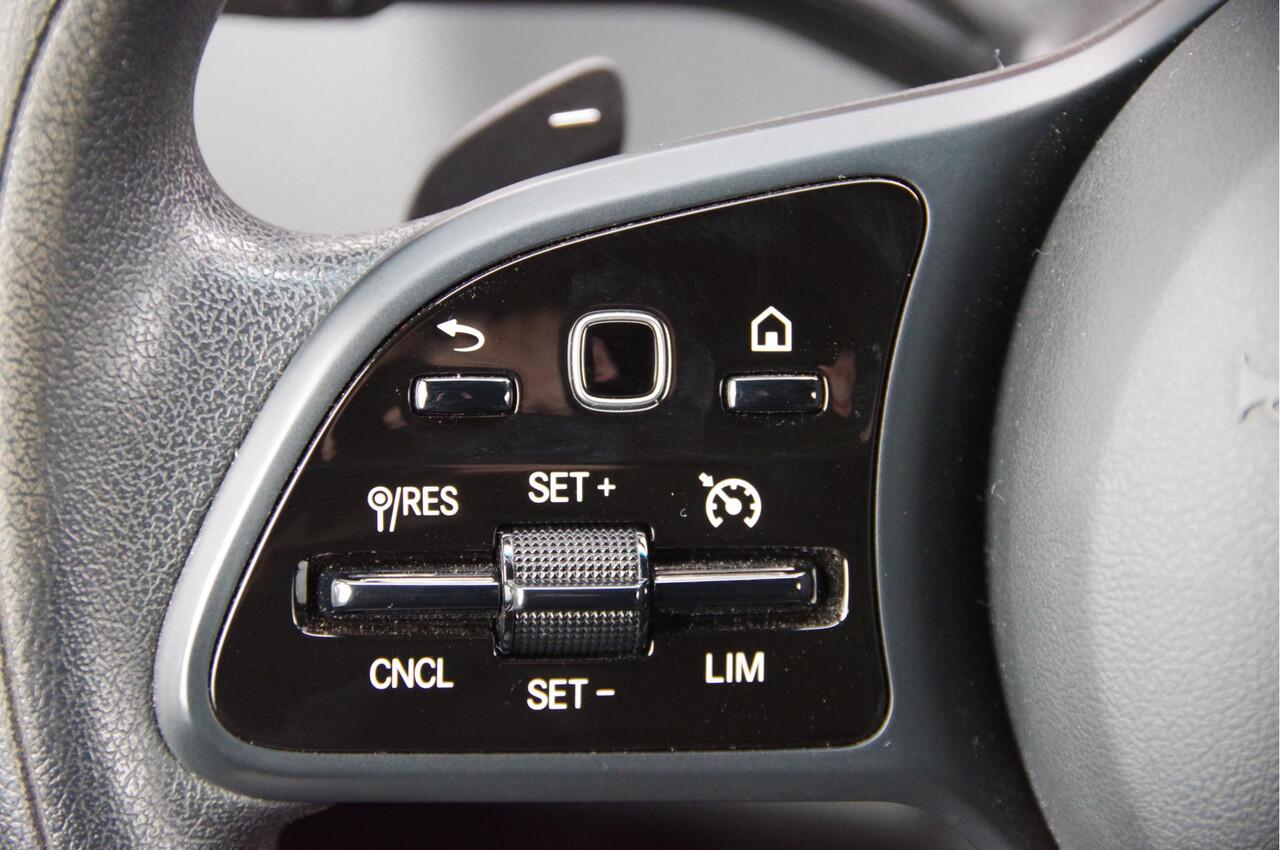 Mercedes-Benz SPRINTER 319 3.0 CDI V6 L3H2 AUT. LED, LEDER, 3.5T TREKHAAK, CRUISE, MBUX, CAMERA, STANDKACHEL, CLIMA, APPLE CARPLAY/ANDROID AUTO, PARKEERSE