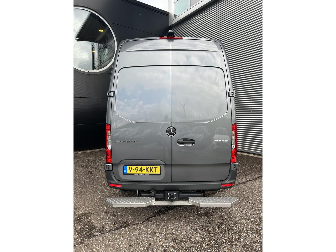 Mercedes-Benz SPRINTER 317 1.9 CDI L2H2 RWD | DEMO | Sprinter BPM-vrij kopen in 2025