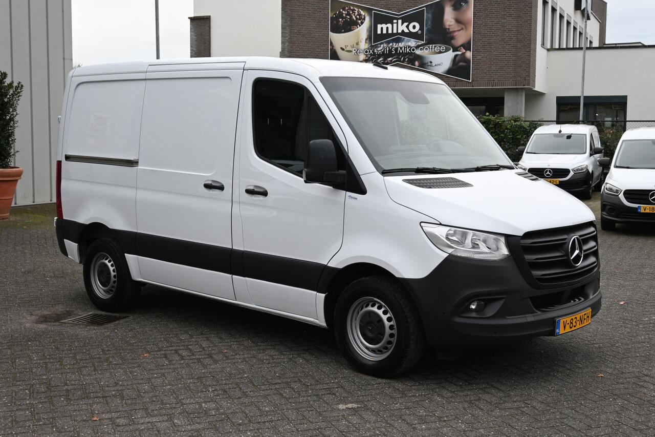 Mercedes-Benz SPRINTER 315 CDI L1H1 RWD MBUX met parkeerpakket en camera, Verwarmde voorruit, Etc.