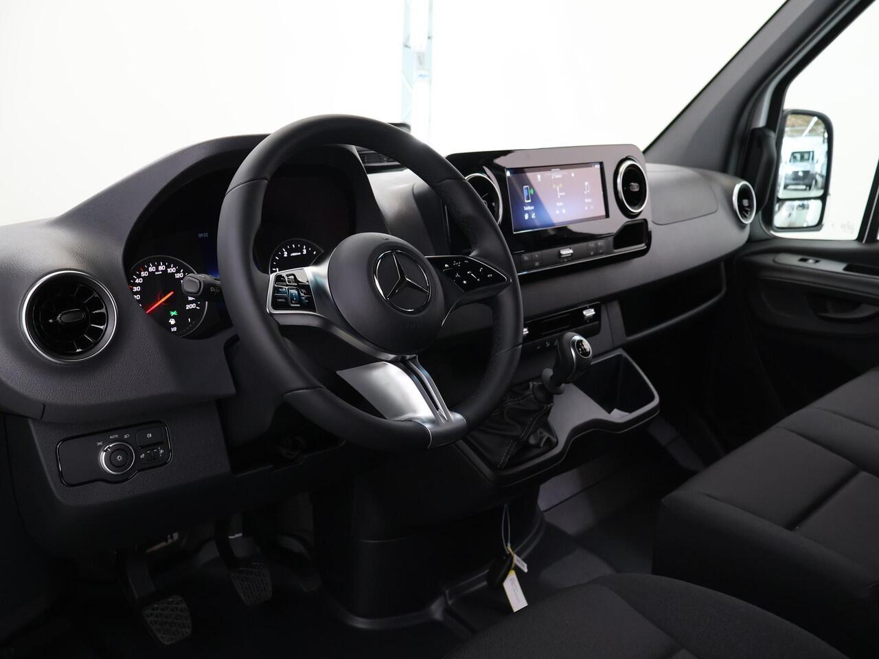 Mercedes-Benz SPRINTER 315 CDI | L2 H1 | RWD | PRO | Parkeercamera | Airco | Dodehoekassistent | Zijwindassistent | Cruise Control | Chauffeursstoel |