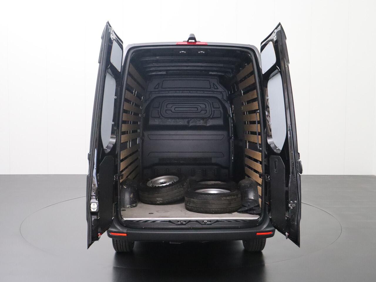 Mercedes-Benz SPRINTER 315CDI 9G-Tronic Automaat L2H2 | Touchscreen | Camera | 3-Persoons | Airco | Cruise