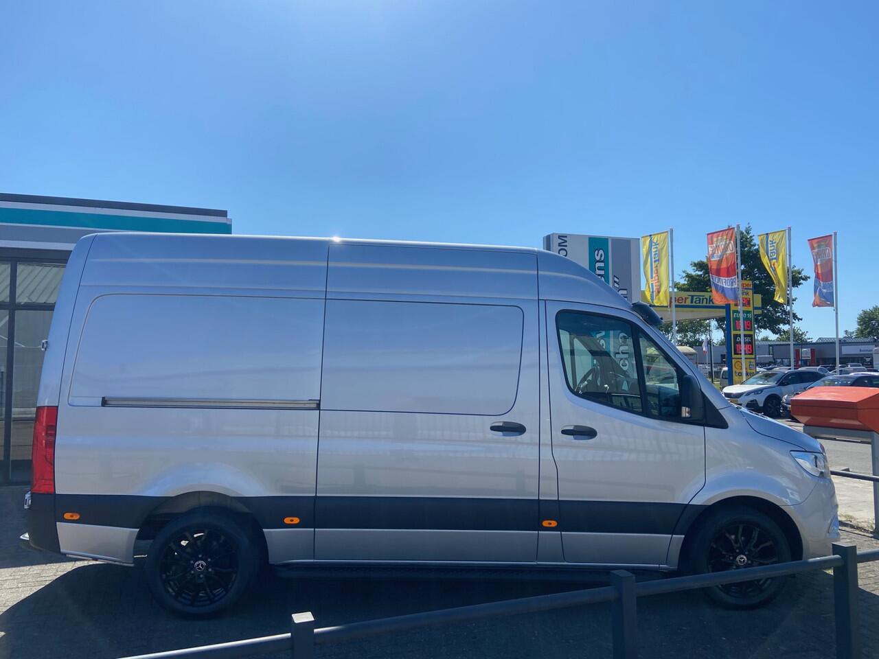 Mercedes-Benz SPRINTER 319 3.0 CDI V6 L2H2 E6 | Zeer netjes | 2x Gev. Stoel | Standkachel | Mbux 7