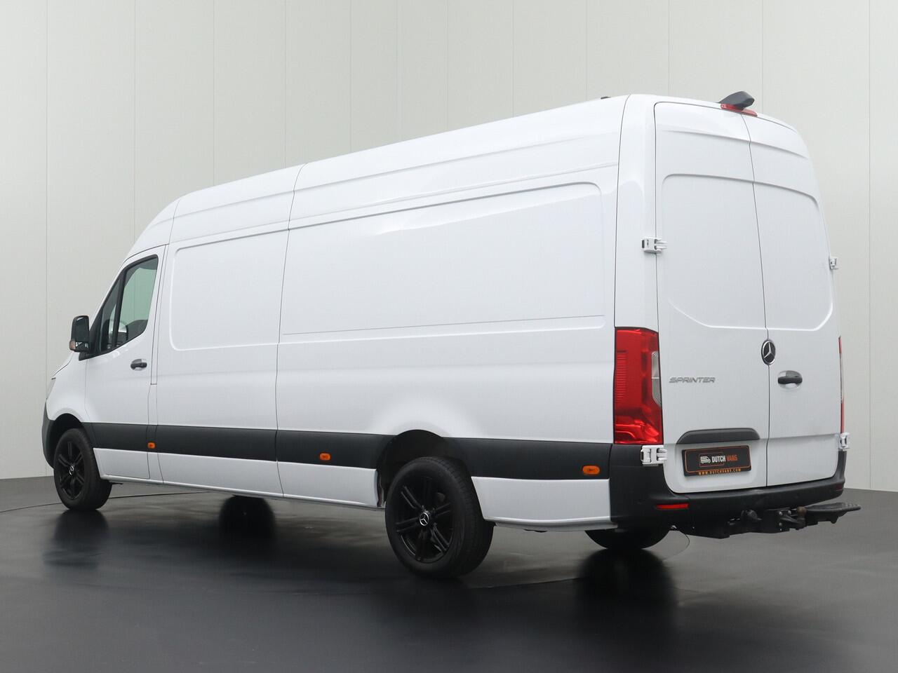 Mercedes-Benz SPRINTER 319CDI 3.0V6 Automaat L3H2 Maxi | 3500Kg Trekhaak | Navigatie | Camera | Airco | Betimmering