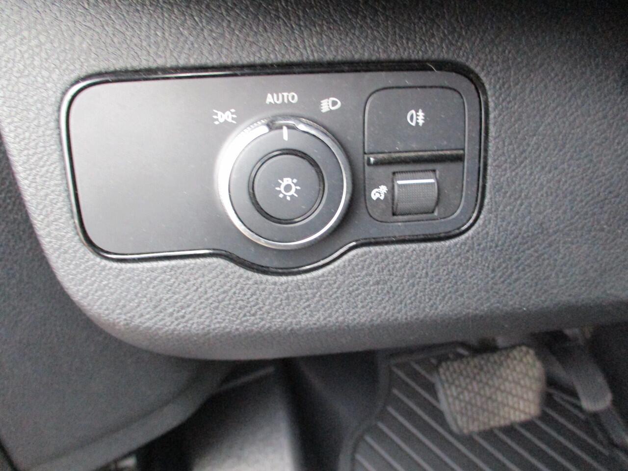 Mercedes-Benz SPRINTER 319 CDI 190 PK L3H2 Automaat Led Trekhaak