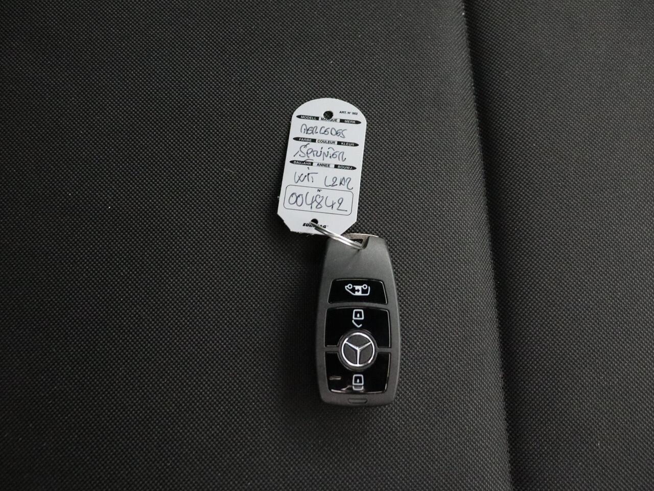 Mercedes-Benz SPRINTER 314CDI L2H2 | Mbux | Camera | Airco | Cruise | 3-Persoons