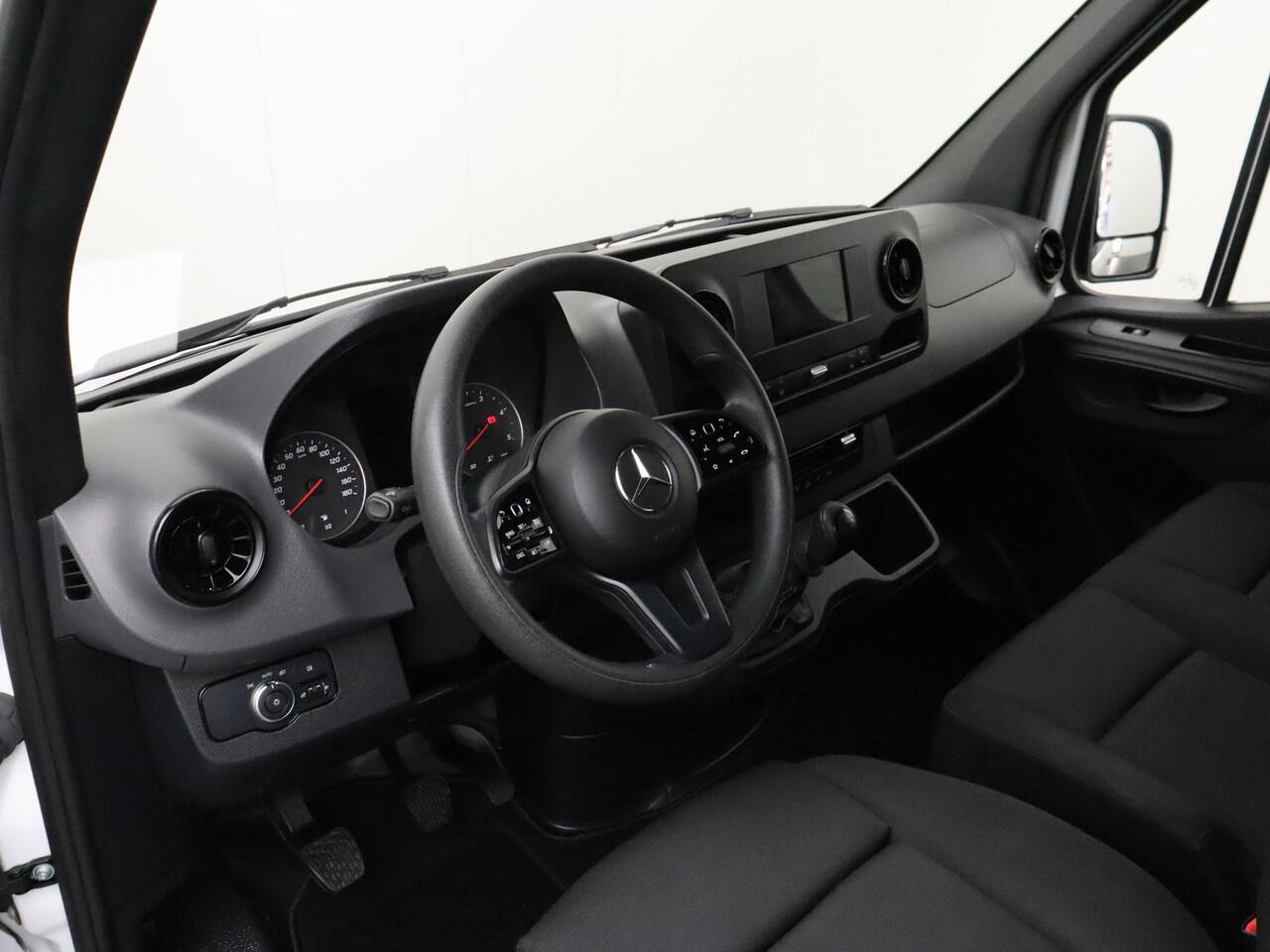 Mercedes-Benz SPRINTER 315CDI L2H2 | Touchscreen Multimedia | Camera | Airco | Cruise | 3-Persoons | Betimmering