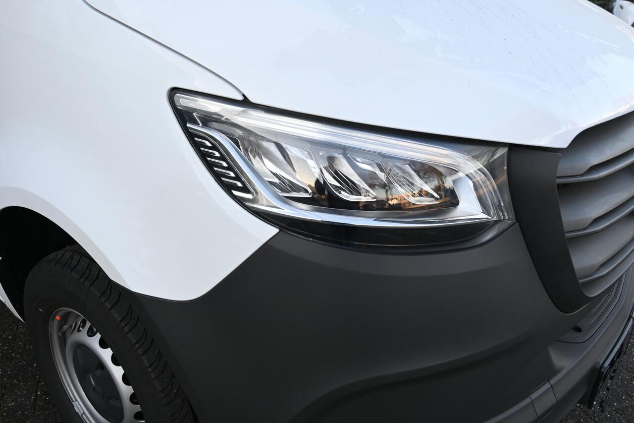 Mercedes-Benz SPRINTER 317 CDI L3 RWD Pro Chassis cabine Smartphone integratie pakket, LED koplampen