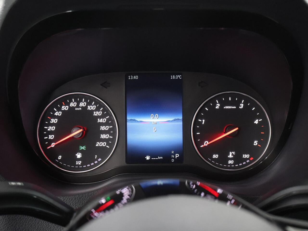 Mercedes-Benz SPRINTER 317 CDI | Aut. | Chassis | L3 | 3500 KG. AHW | Airco | Cruise Control | MBUX Navigatie | Apple Carplay/Android Auto | Lane-Assist | Comfort Bestuurdersstoel | 3500 KG. AHW | ELKE OPBOUW MOGELIJK