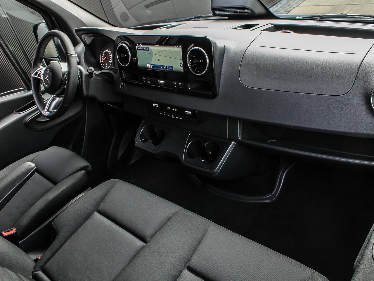 Mercedes-Benz SPRINTER 319 190PK Automaat Bestelwagen L2H1 | BPM VRIJ! | LED | FACELIFT | CAMERA | 3500KG TREKGEWICHT |