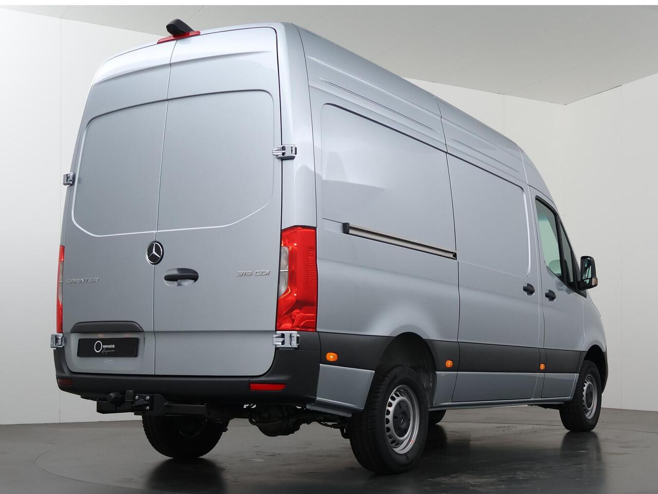 Mercedes-Benz SPRINTER 315 CDI L2 H2 Pro | Smartphone integratie pakket | Achteruitrijcamera | 10.25" MBUX Systeem | 3500 KG Trekgewicht |