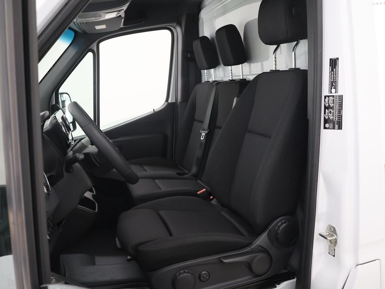 Mercedes-Benz SPRINTER 315 CDI | Aut. | Chassis | L3 | 3500 KG. AHW | Airco | Cruise Control | MBUX Navigatie | Apple Carplay/Android Auto | Lane-Assist | Vierseizoenenbanden | Comfort Bestuurdersstoel | 3500 KG. AHW | ELKE OPBOUW MOGELIJK