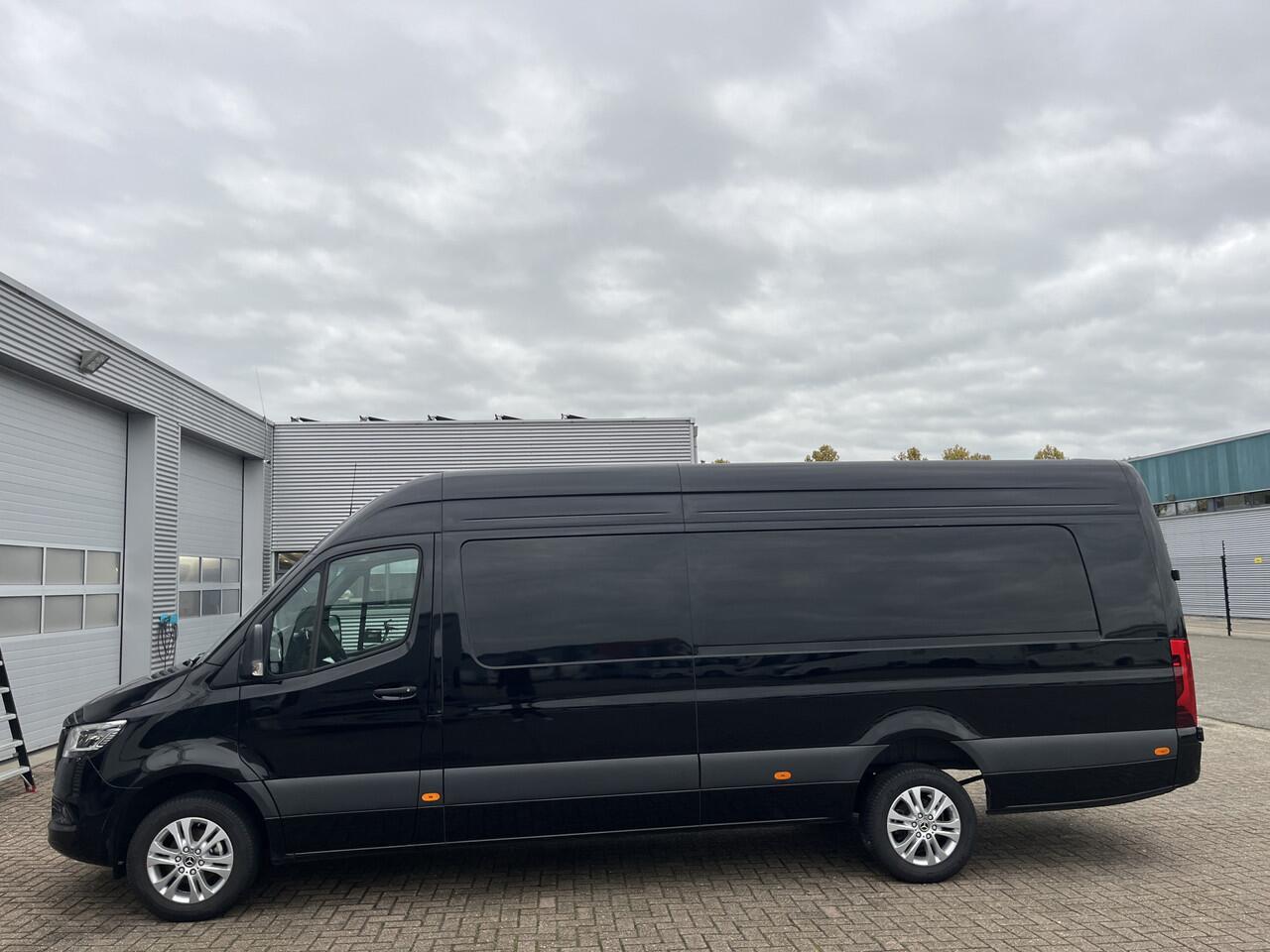 Mercedes-Benz SPRINTER 319 1.9 CDI Aut L4 2800kg Trekhaak Leder LED Stuurverw. alle opties