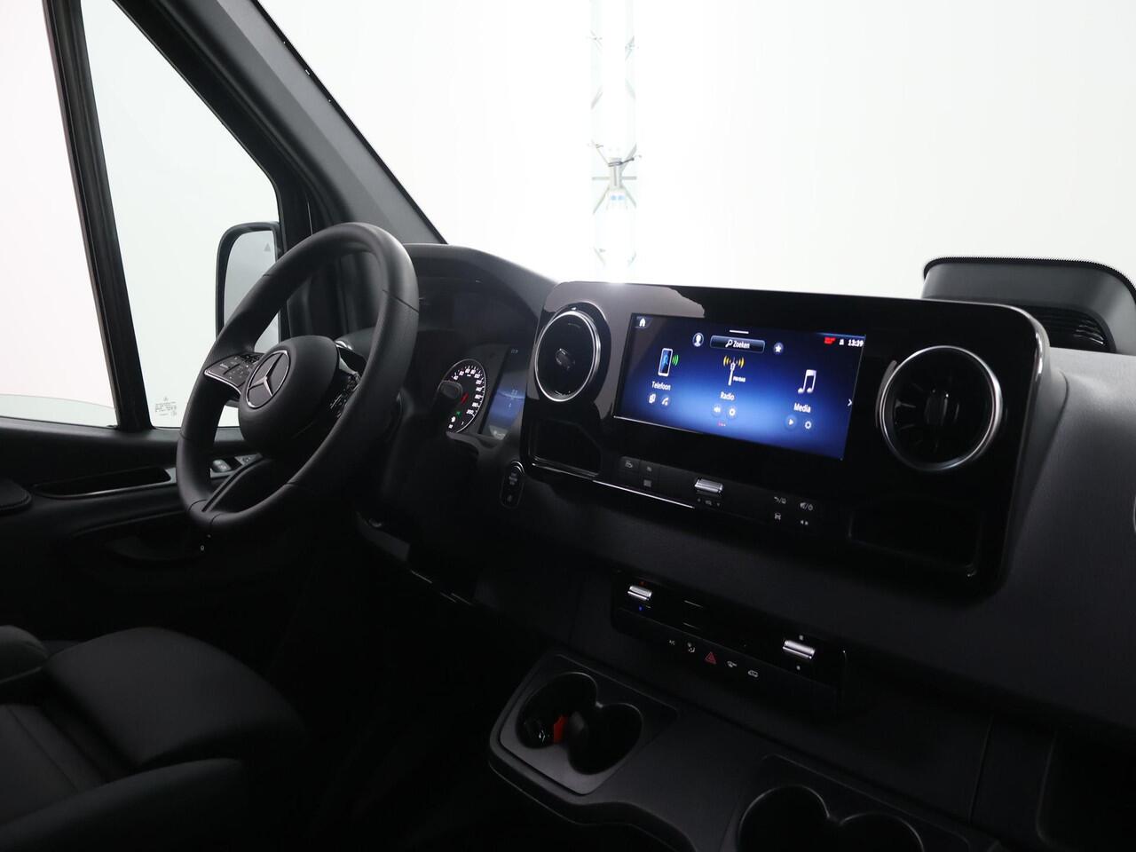 Mercedes-Benz SPRINTER 315 CDI L2 H2 RWD PRO | Dubbele Schuifdeur | Achteruitrijcamera | 3 zits | Climate Control | Trekgewicht 3500 kg |