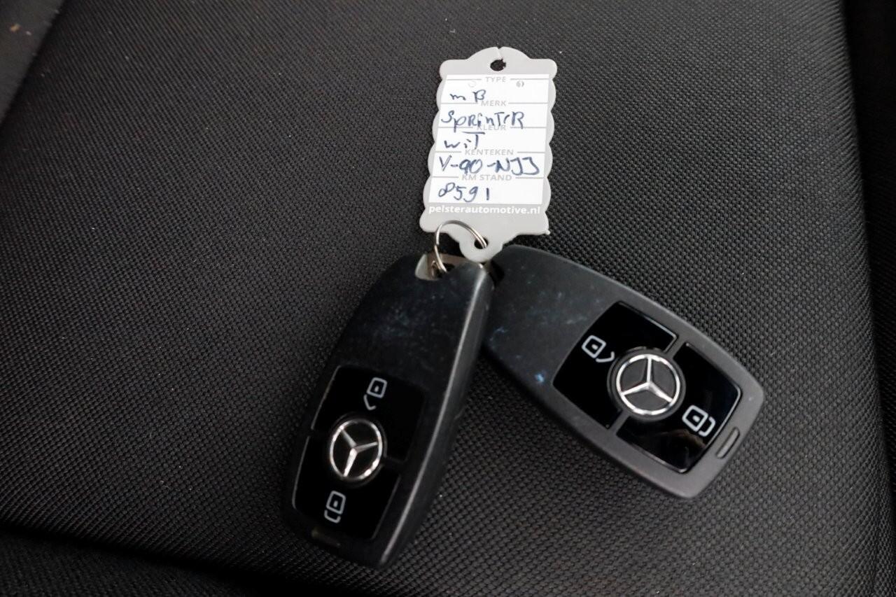 Mercedes-Benz SPRINTER 316 CDI 163pk 7G Automaat L2H1 D.C. 4x4 ZG3 Airco/Navi/Camera 12-2021