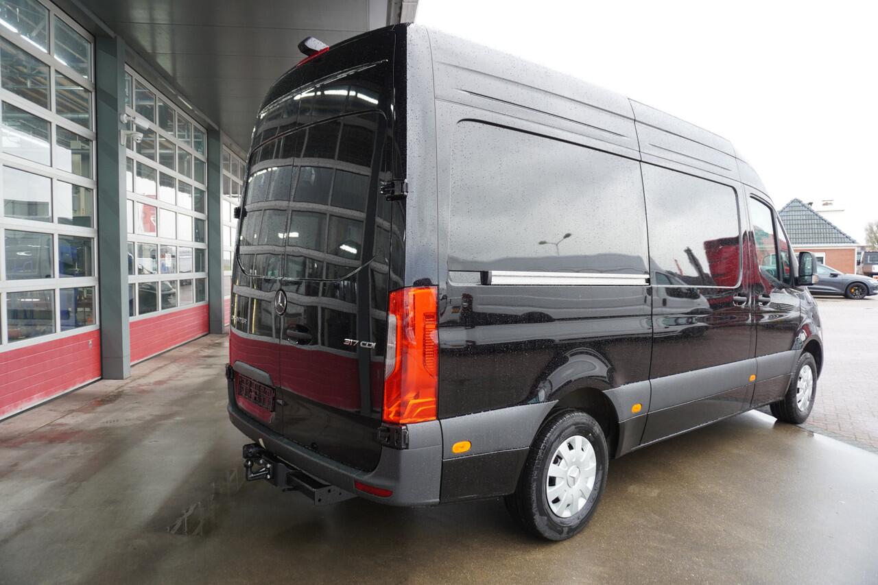 Mercedes-Benz SPRINTER 317 CDI 170PK L2H2 Pro automaat Trekhaak 3.500KG Nr. V037 | Climate | Cruise | Apple Cp- Android auto | Blis | Camera