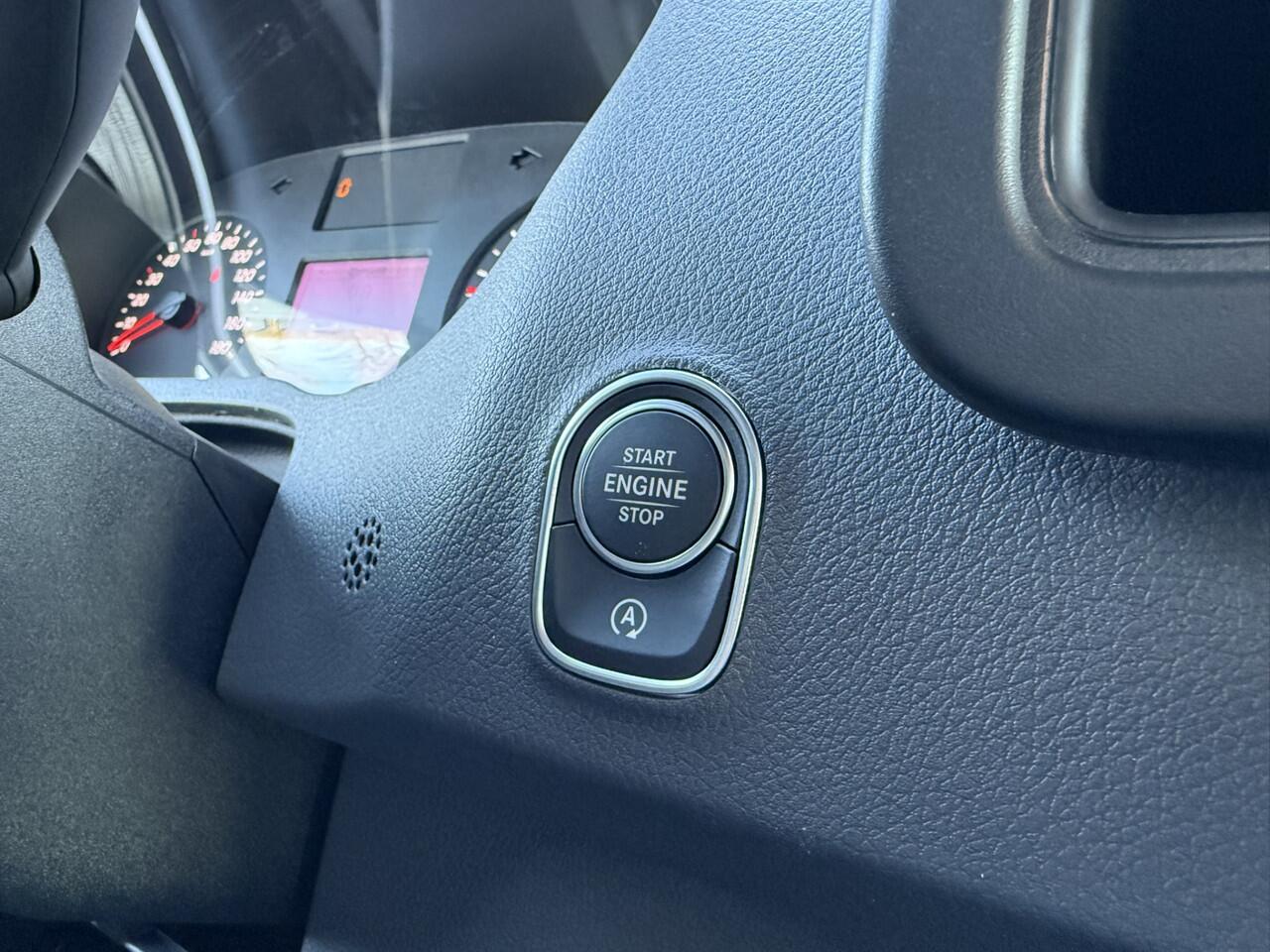 Mercedes-Benz SPRINTER KOELWAGEN 317 1.9 CDI L2H2 RWD BPM VRIJ