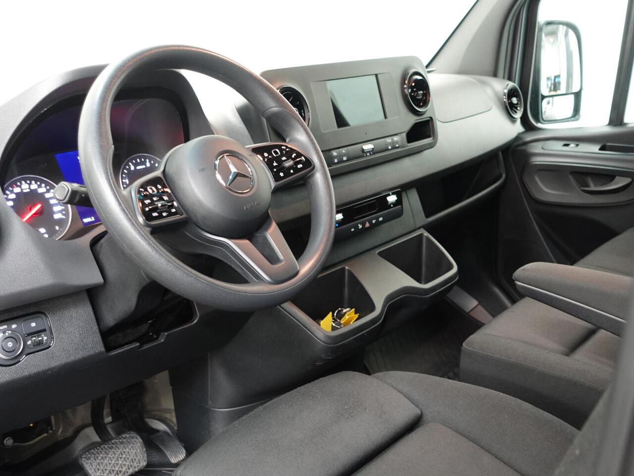 Mercedes-Benz SPRINTER L3H2 Automaat Navigatie Cruise Control Trekhaak Imperiaal + Trap Airco