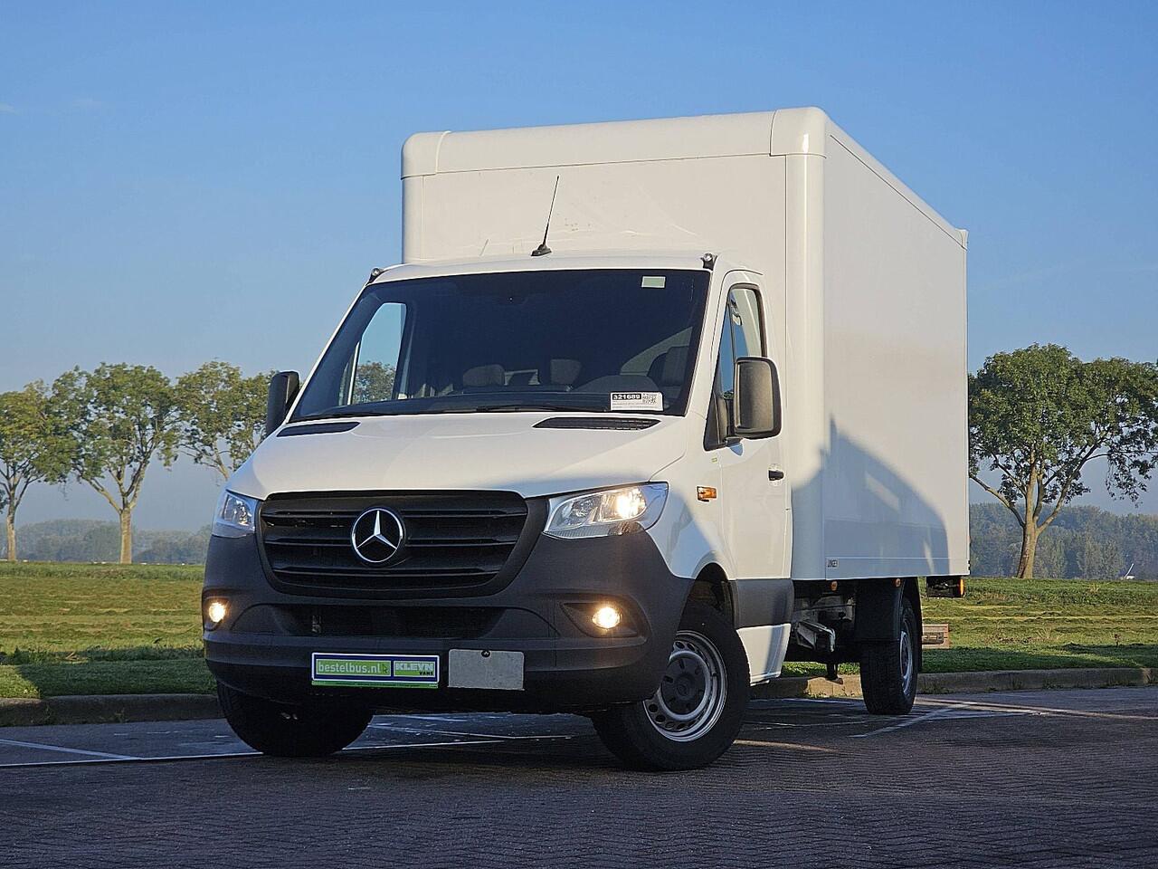 Mercedes-Benz SPRINTER 317 1.9 CDI L3 Bakwagen Laadklep Airco Camera Navi Mbux Euro6 170 PK!