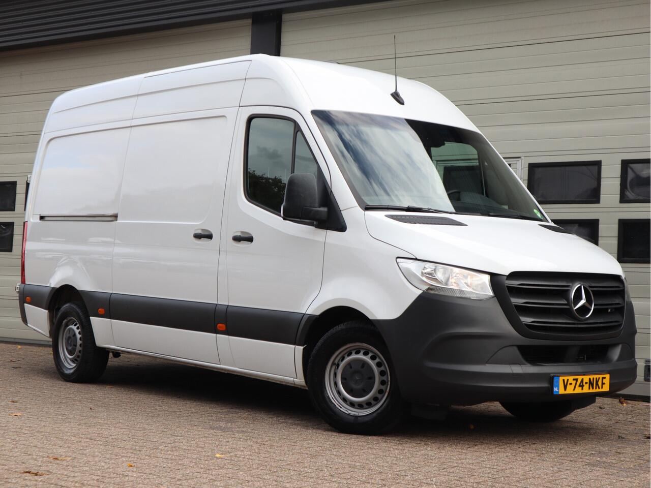 Mercedes-Benz SPRINTER 319 CDI 3.0 V6 Automaat L2H2 RWD - BW Inrichting - 3,5t KG Trekhaak - Standkachel