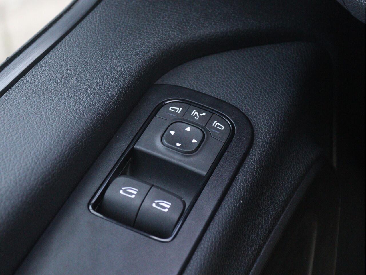 Mercedes-Benz SPRINTER 317 CDI L2H2 Select | AIRCO/CAMERA/CRUISE/3.500KG AHW | Certified