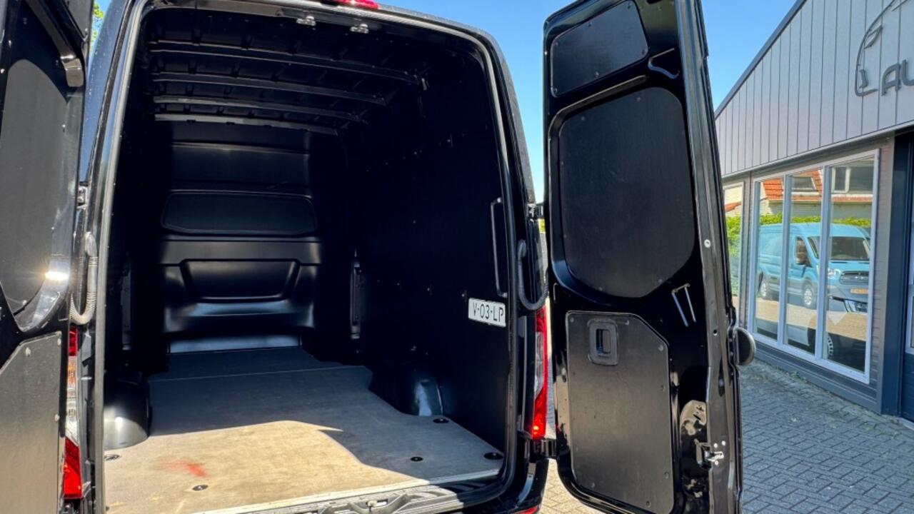 Mercedes-Benz SPRINTER 319 CDI 140KW 177PK L3H2 DC DUBBELE CABINE 3.0 6 CILINDER V6