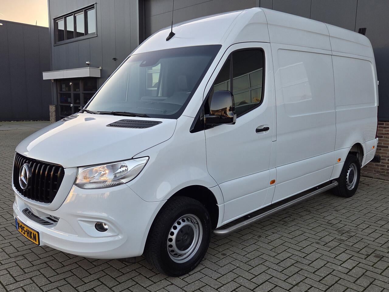 Mercedes-Benz SPRINTER 317 1.9 CDI L2H2 RWD