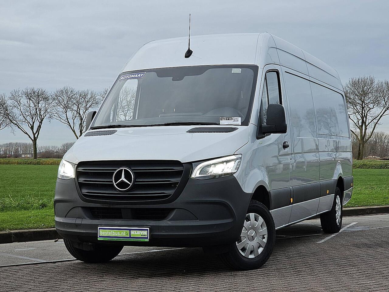 Mercedes-Benz SPRINTER 317 L3H2 LAADKLEP, automaat, airco, navi, mbux, LED, camera